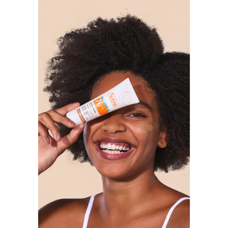 Proteção solar – Pele sensível Cleanance UV FPS70 Tom 3 – Médio escuro - Imagem 3